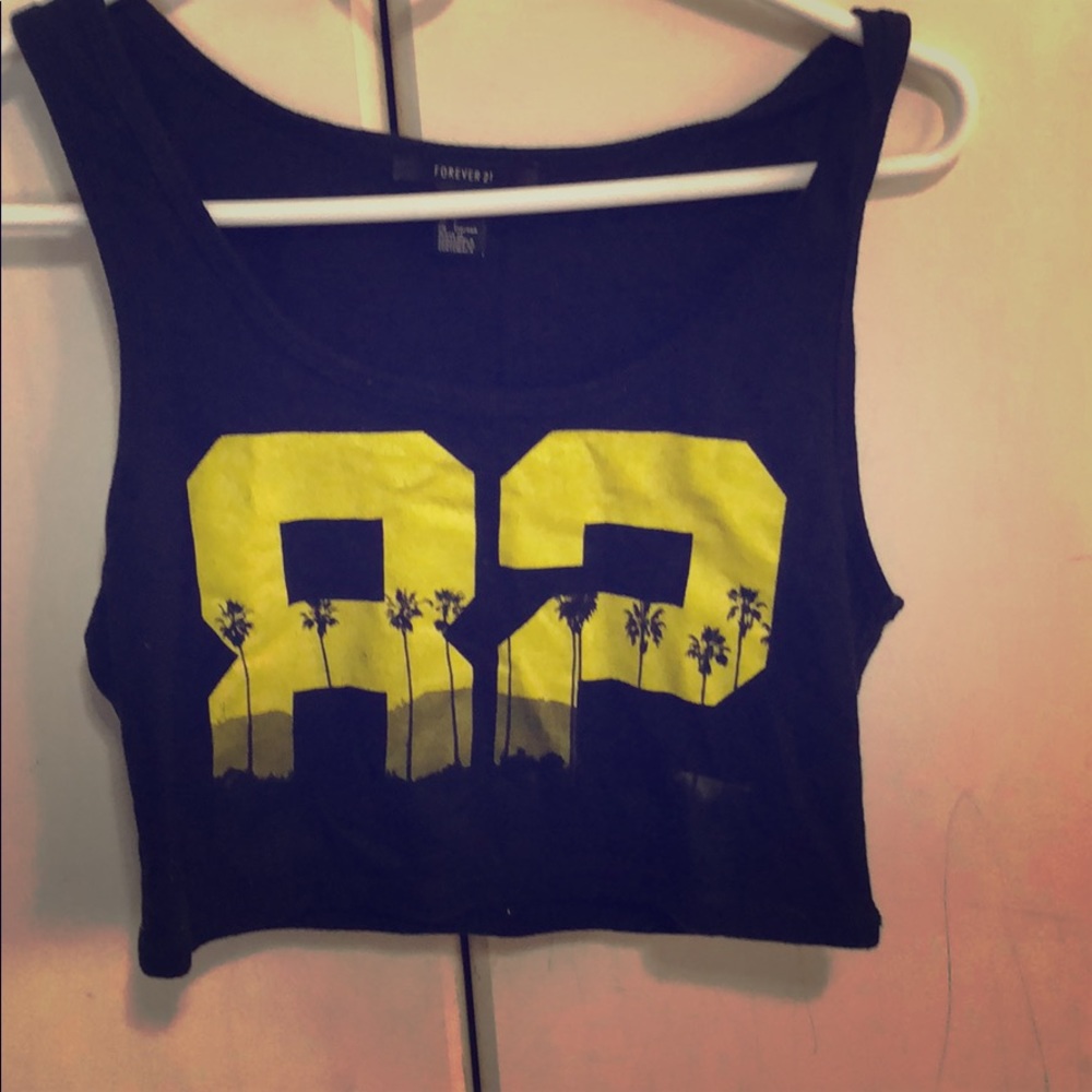Crop top